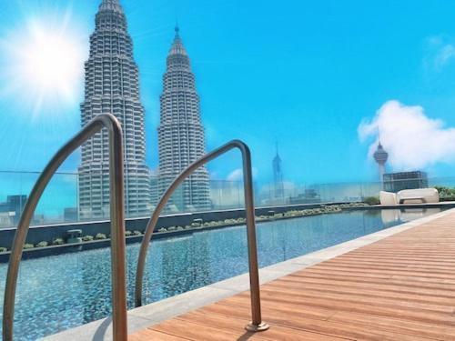 Kl At Star Klcc *